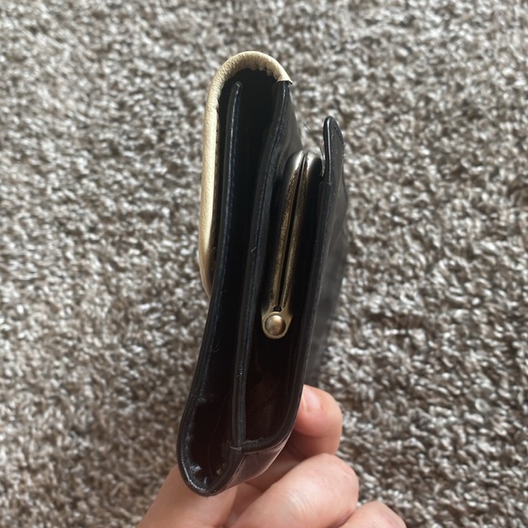 Rolfs Calfskin Leather Vintage Black Trifold Women’s Wallet, White Bow Italy - Picture 13 of 15